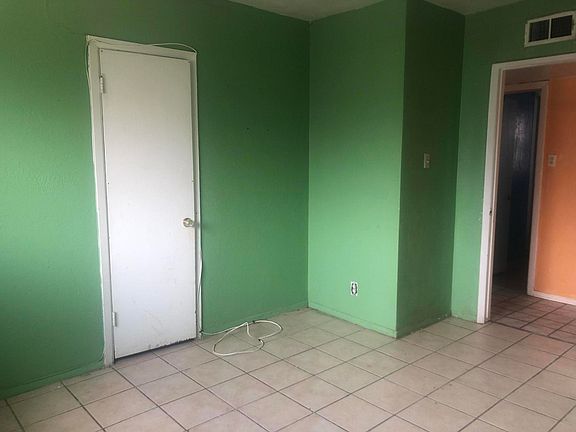 5th image of 625 De Vargas Dr