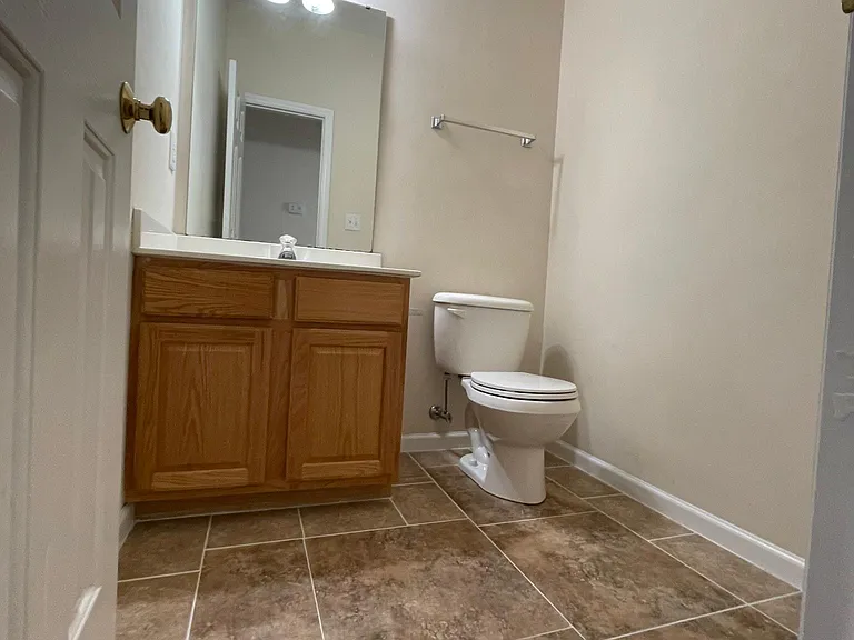 106 Hoboken Ct — Photo 11