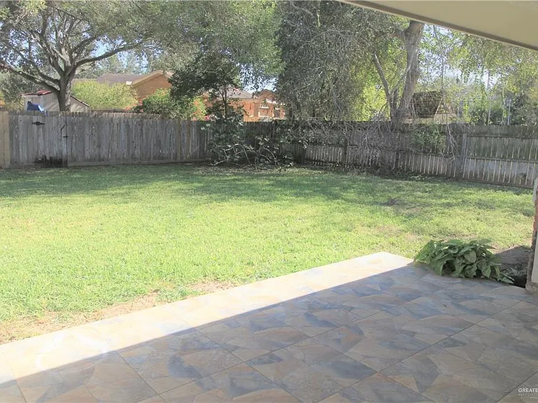 3400 N Cynthia St — Photo 19