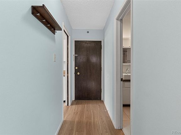5th image of 850 20th Street #404