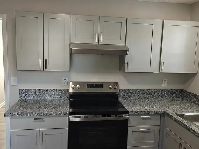 329 N Tipton St #1 — Photo 4