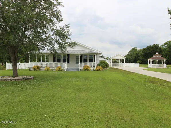 1969 Belgrade-Swansboro Road, Maysville, NC 28555