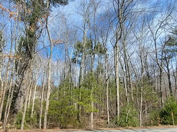 38-40 Hamilton Rd, Sturbridge, MA 01566