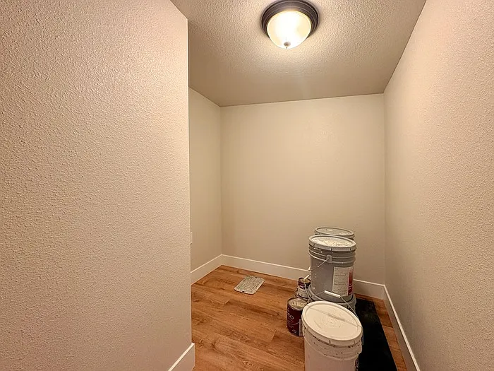 120 Berry St — Photo 5