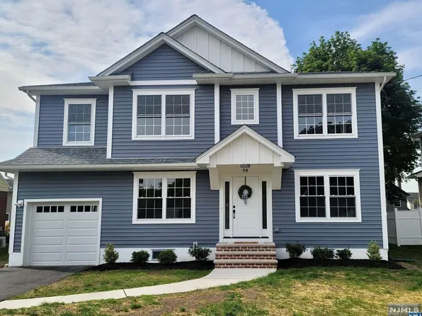 58 Taggart Way, Saddle Brook, NJ 07663
