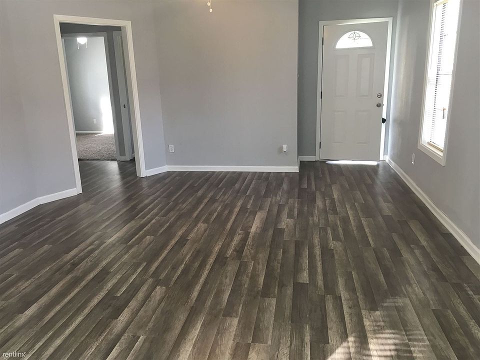 1st image of 1207 Phoenix St