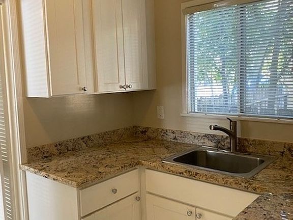 5th image of 65 Clinton St #65A