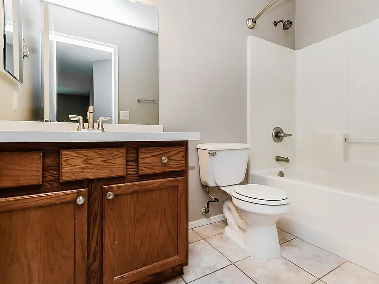 8748 E Crescent Ave — Photo 13