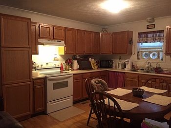 1st image of 518 E 6th St
