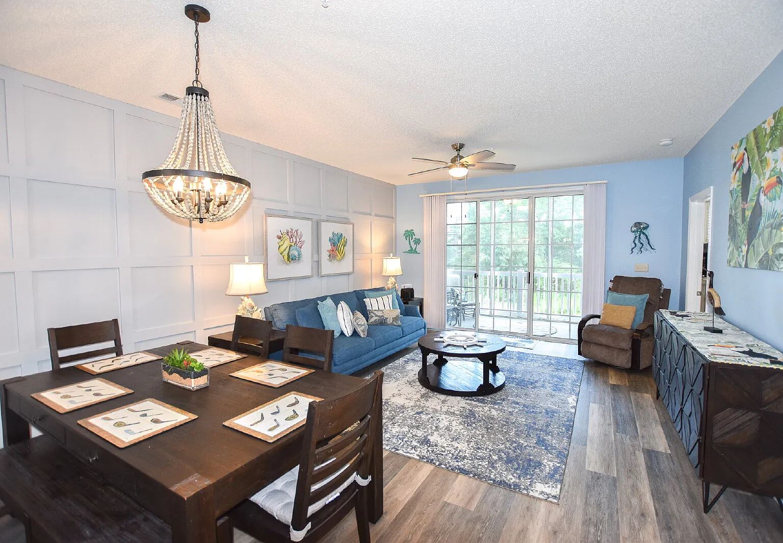 2 bed, 2.0 bath, 1047 sqft, $2,000 — Photo 2