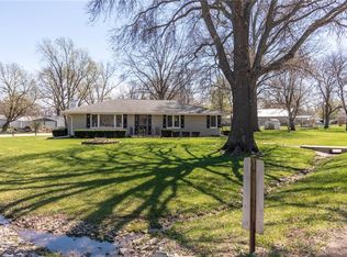 208 N Ohio St, Green Ridge, MO 65332