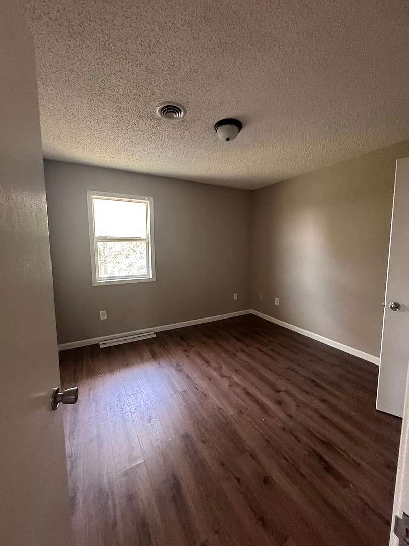 330 Timothy Lane, Kirbyville — Photo 1
