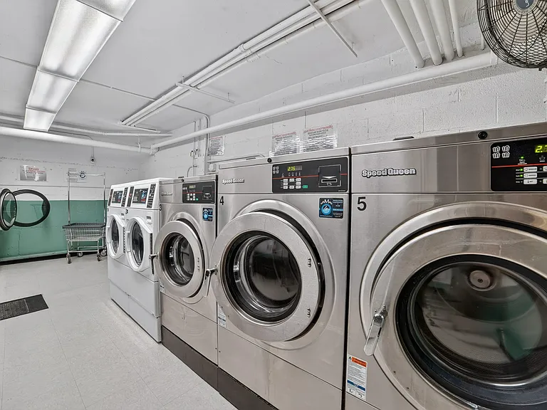 222 N Broadway #3D — Photo 23