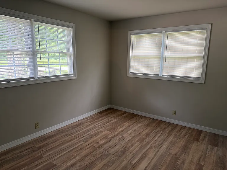 134 Hiawatha Dr — Photo 10