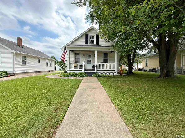 2434 Chestnut St, Quincy, IL 62301