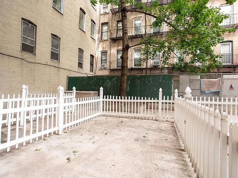 309 E 61st St #3 — Photo 4