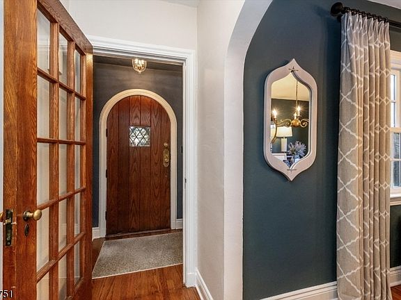 3rd image of 11 Valhalla Way