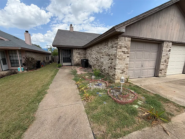 425 Signal Hill Ct N — Photo 15