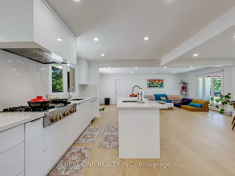 814 Calder Rd — Photo 11