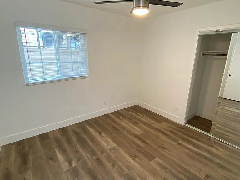 3827 Girard Ave #2 — Photo 11