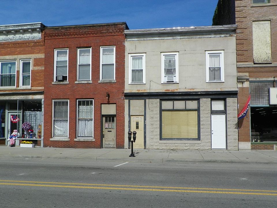 2nd image of 756 Main St
