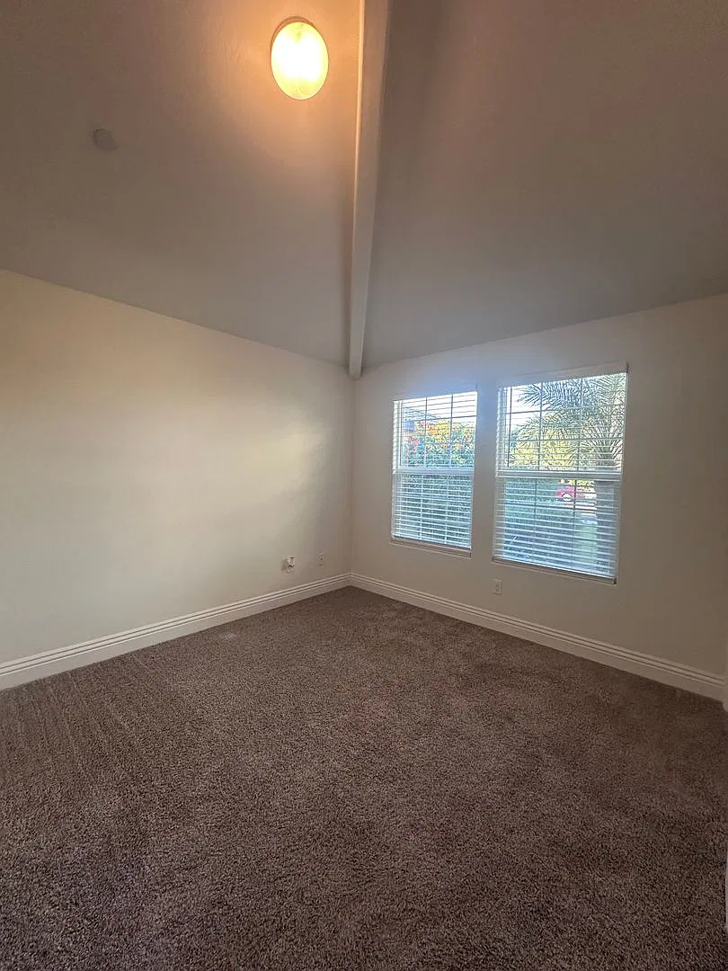 4913 Au Chocolat Dr Bakersfield CA 93311 — Photo 4