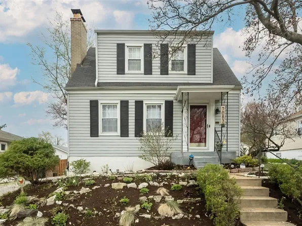 7083 Lindenwood Pl, Saint Louis, MO 63109
