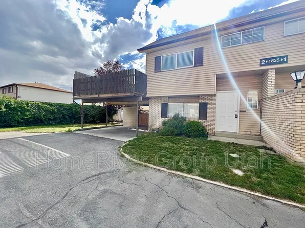1835 W Homestead Farms Ln, West Valley City, UT