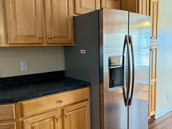 5th image of 315 Blue Goose Lane