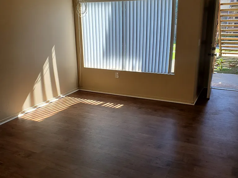 119 S Delano St #4 — Photo 5