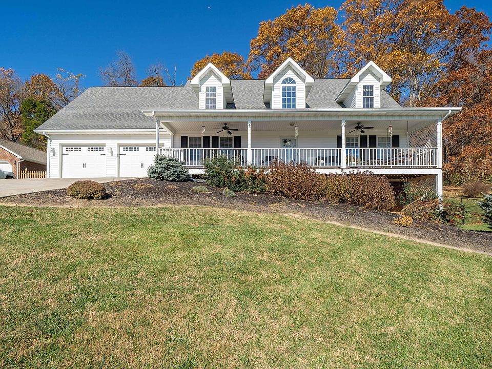 1st image of 1399 Martins Glen Ln