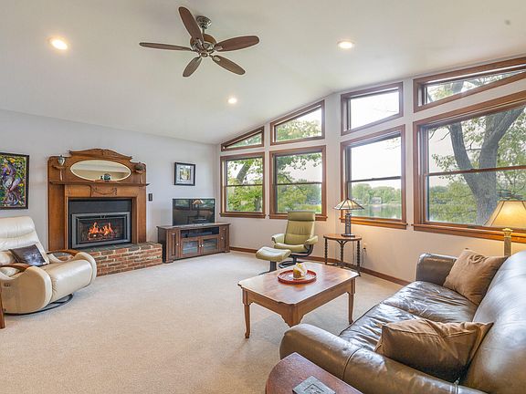 5th image of 5164 Island Shore Dr