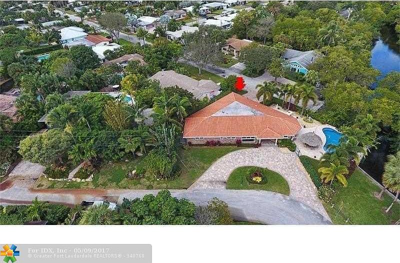 1st image of 1689 NE 34th Dr