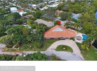 1689 NE 34th Dr, Oakland Park, FL 33334