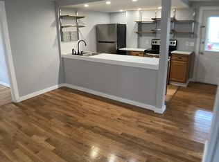 20 G St, Turners Falls, MA 01376