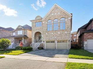 425 Rideau River St, Waterloo, ON N2V2Y4