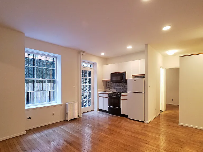 316 E 92nd St #1RC — Photo 1