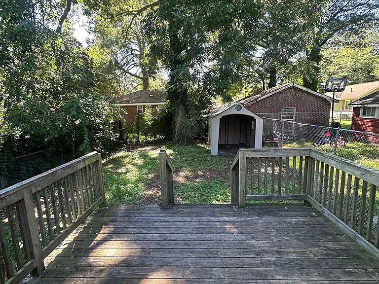 2815 Keller Ave — Photo 8