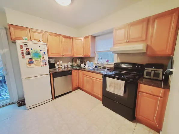 313 Flax Hill Rd #A, Norwalk, CT 06854