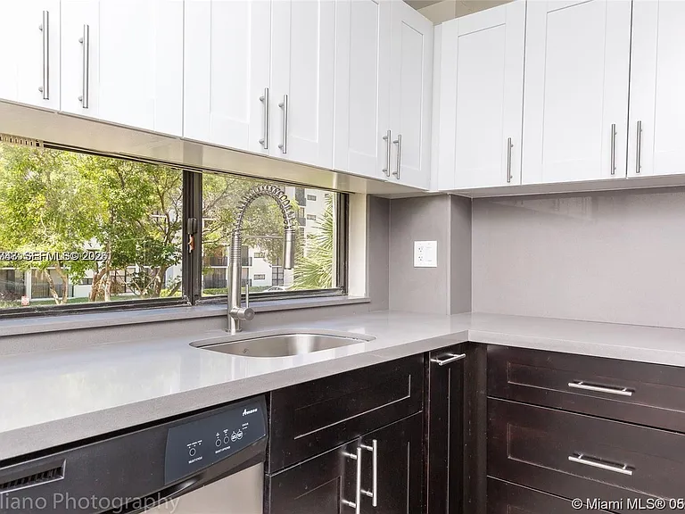 16919 N Bay Rd #218 — Photo 17
