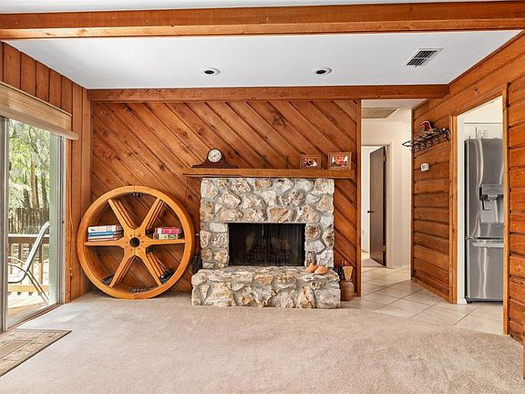 3rd image of 10219 NW 4th Pl