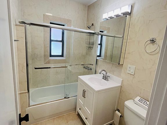 4th image of 3258 42nd St #1