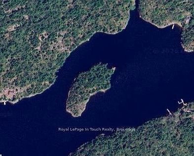 3rd image of 2 Island 3225 Georgian Bay