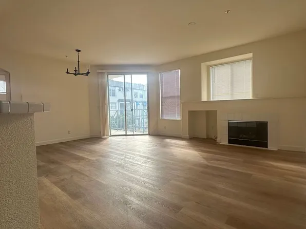 400 Baltic Cir Unit 428, Redwood City, CA 94065