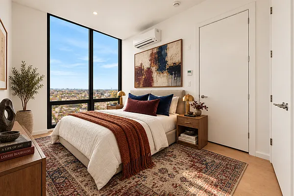 Bedroom, photo 1