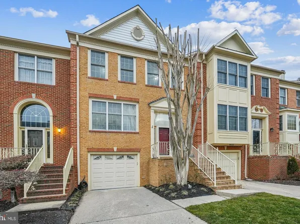 28 Sterling Ct, Rockville, MD 20850