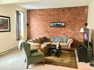 82 Berkeley St #3B, Boston, MA 02116