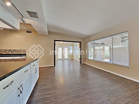 5th image of 330 55th Ave S