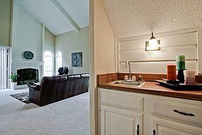 2nd image of 4282 Cuesta Dr