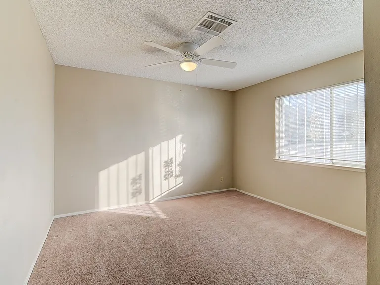 824 Hedge Way #2 — Photo 9